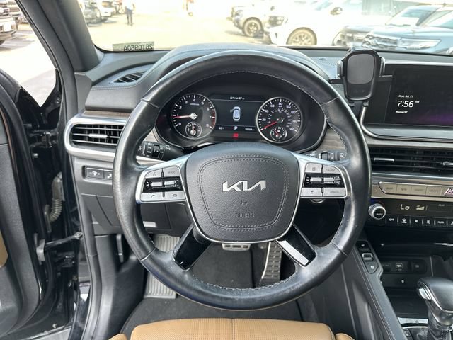 Used 2022 Kia Telluride SX w/ Nightfall Edition Package AWD/4WD image 15