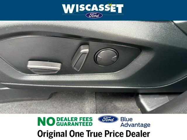 Certified 2022 Ford Explorer XLT w/ Equipment Group 202A image 23