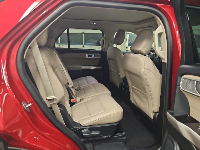 Certified 2023 Ford Explorer Limited w/ Equipment Group 301A AWD/4WD image 11