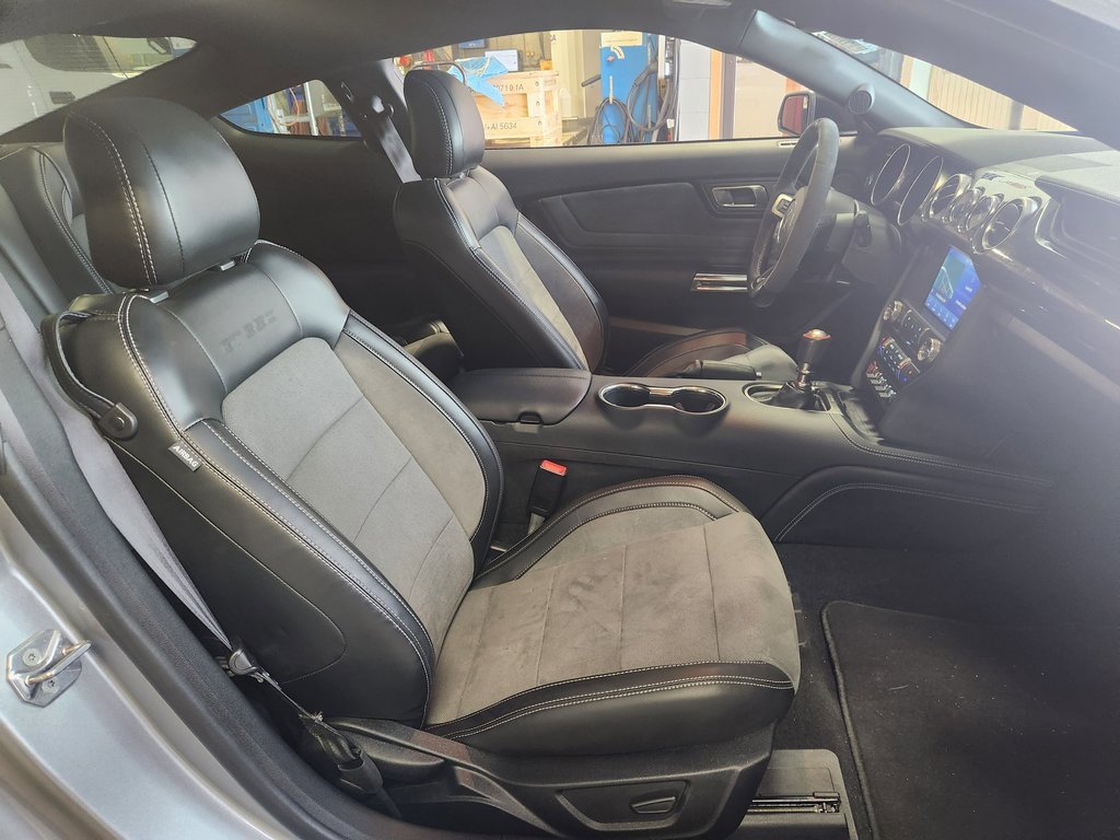 Certified 2020 Ford Mustang Shelby GT350 w/ Technology Package image 5