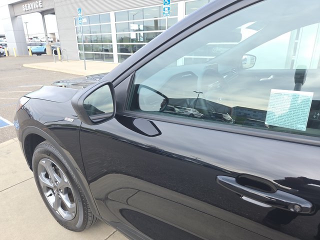 Certified 2025 Ford Escape ST-Line AWD/4WD image 10