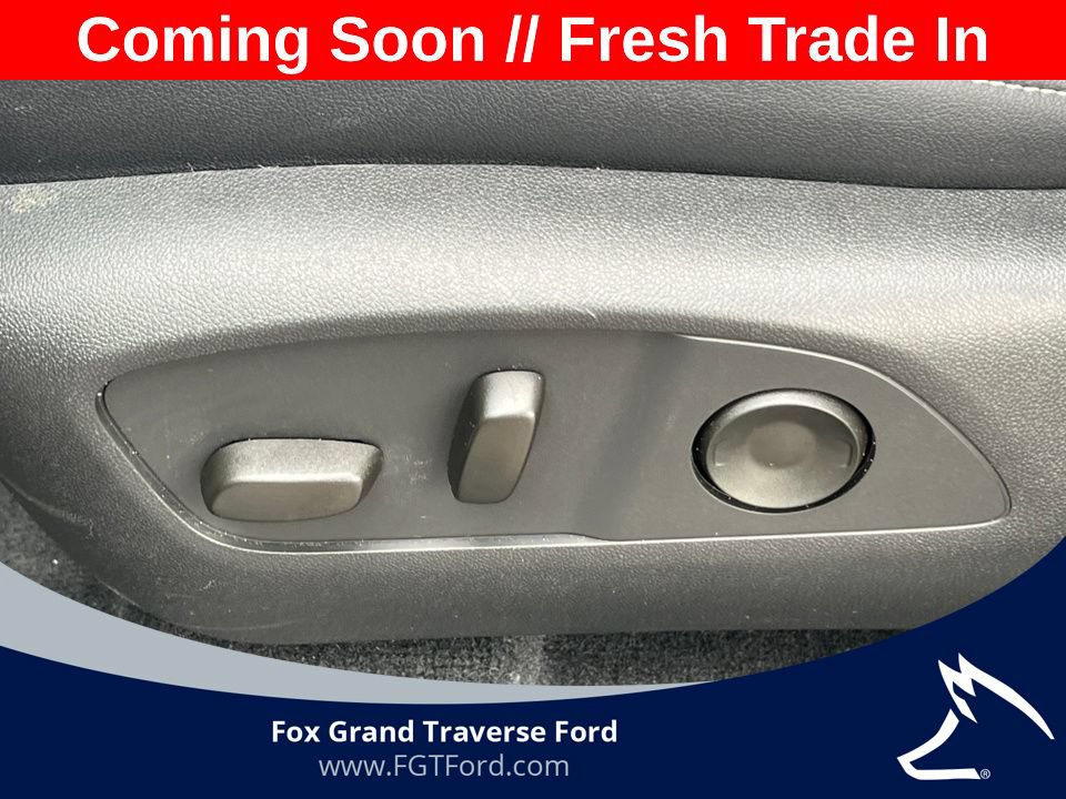 Used 2026 Chevrolet Traverse LT AWD/4WD image 11