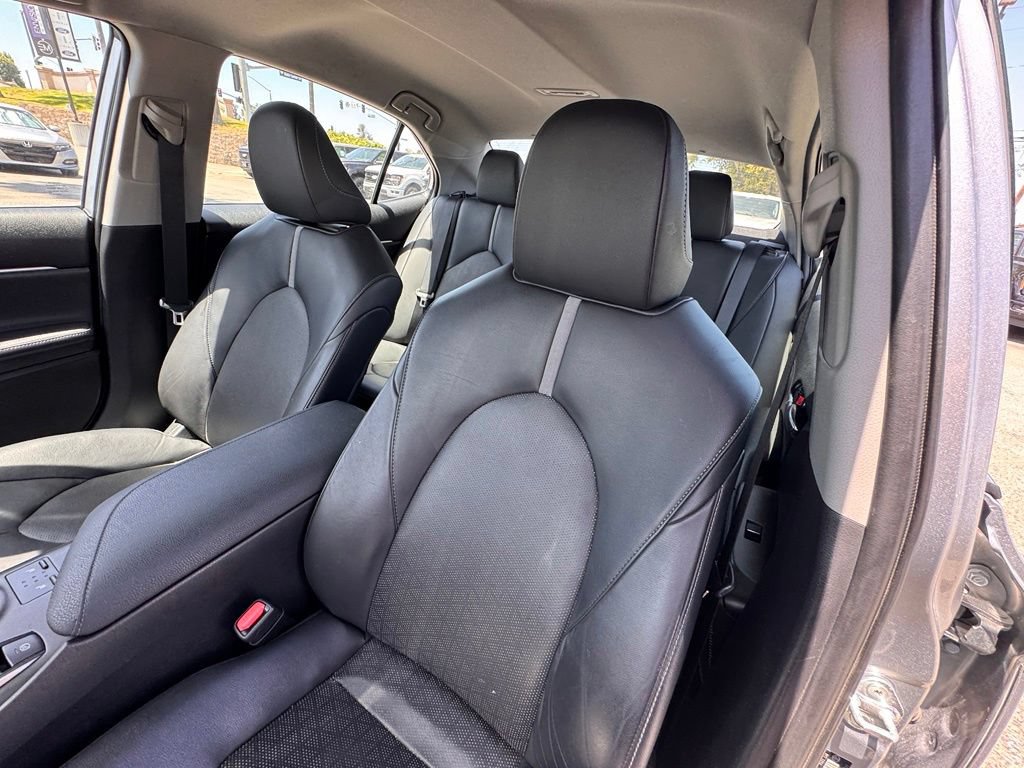 Used 2023 Toyota Camry XSE FWD image 19