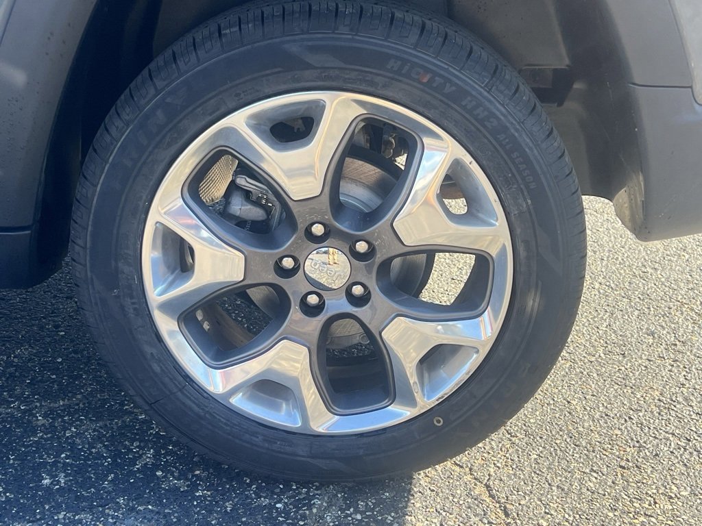 Used 2020 Jeep Compass Limited image 10