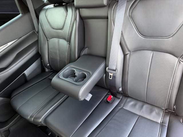 Used 2024 INFINITI QX60 Luxe AWD/4WD image 13