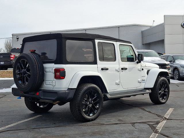 Used 2022 Jeep Wrangler Unlimited Sahara w/ Cold Weather Group image 4