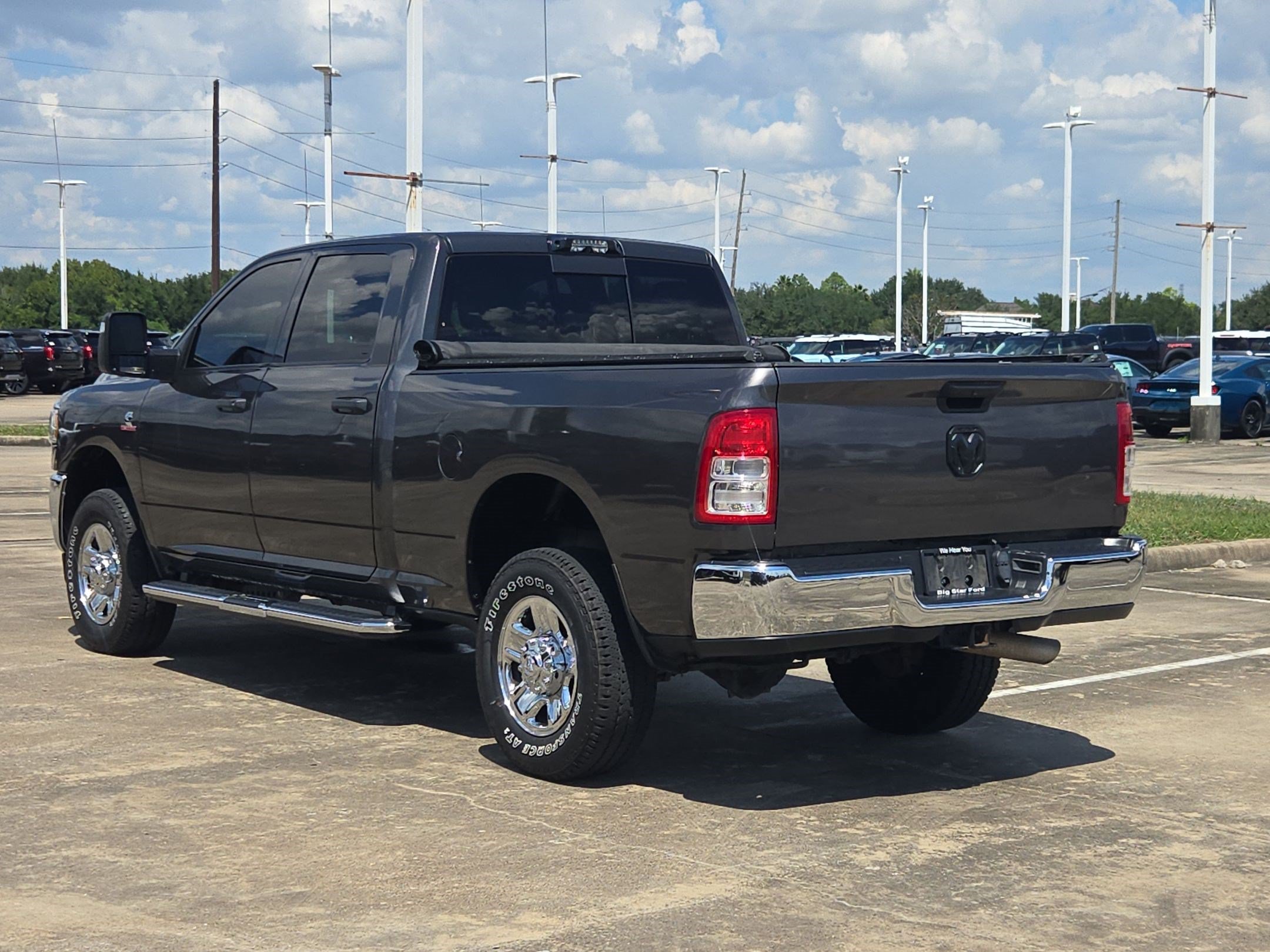 Used 2024 RAM 2500 Tradesman w/ Chrome Appearance Group AWD/4WD image 6