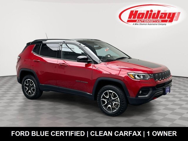 Used 2025 Jeep Compass Trailhawk AWD/4WD image 1