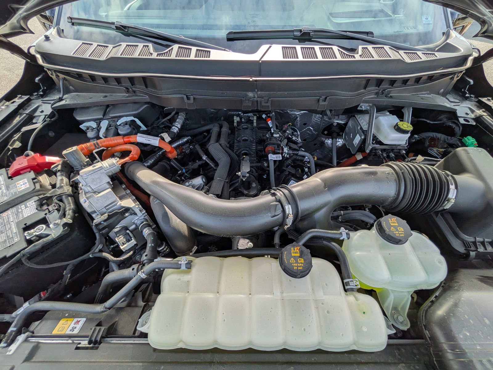 Certified 2025 Ford F150 King Ranch w/ FX4 Off-Road Package image 10