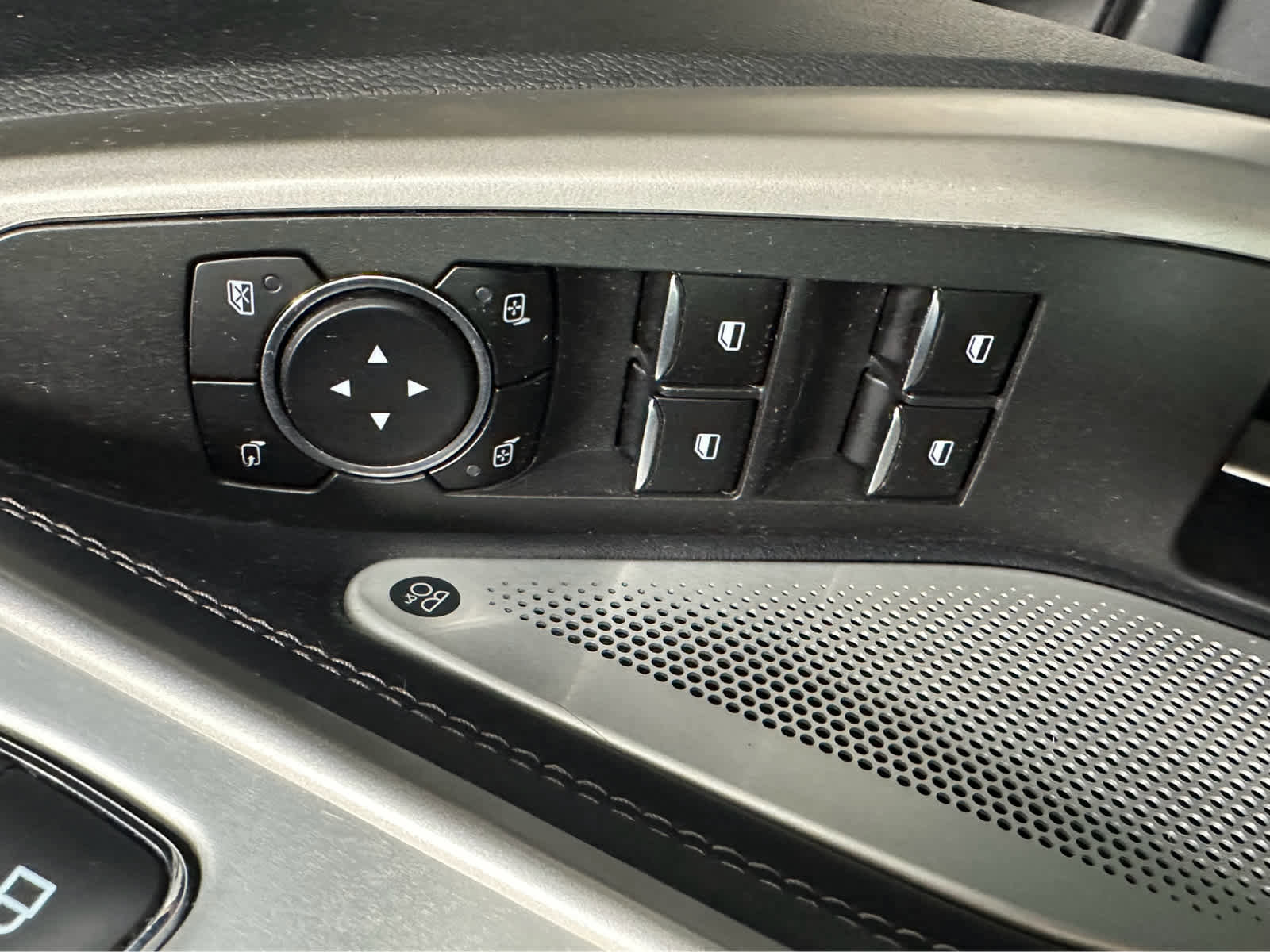 Certified 2023 Ford Explorer Limited w/ Limited Technology Package image 17