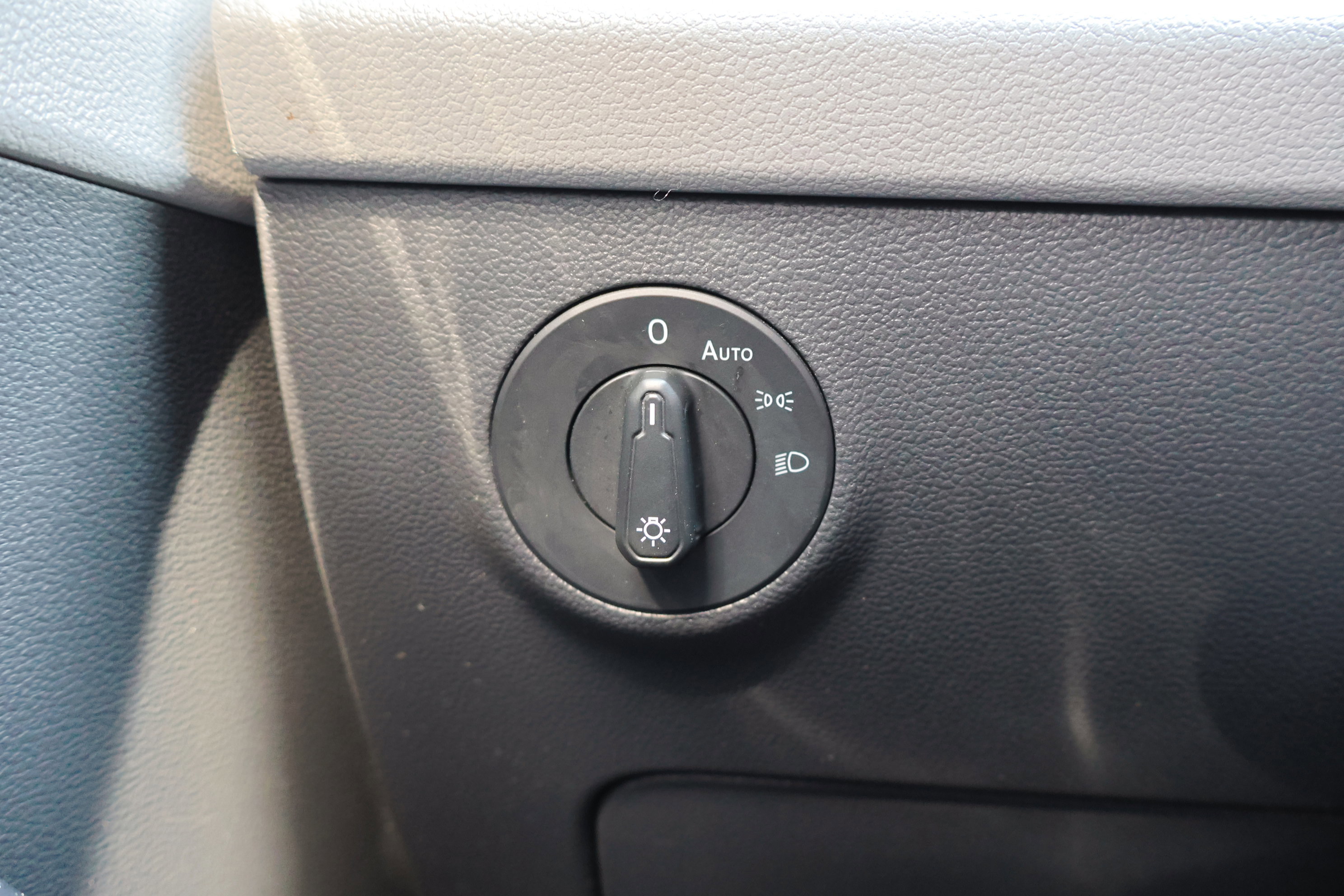 Used 2023 Volkswagen Taos S image 18