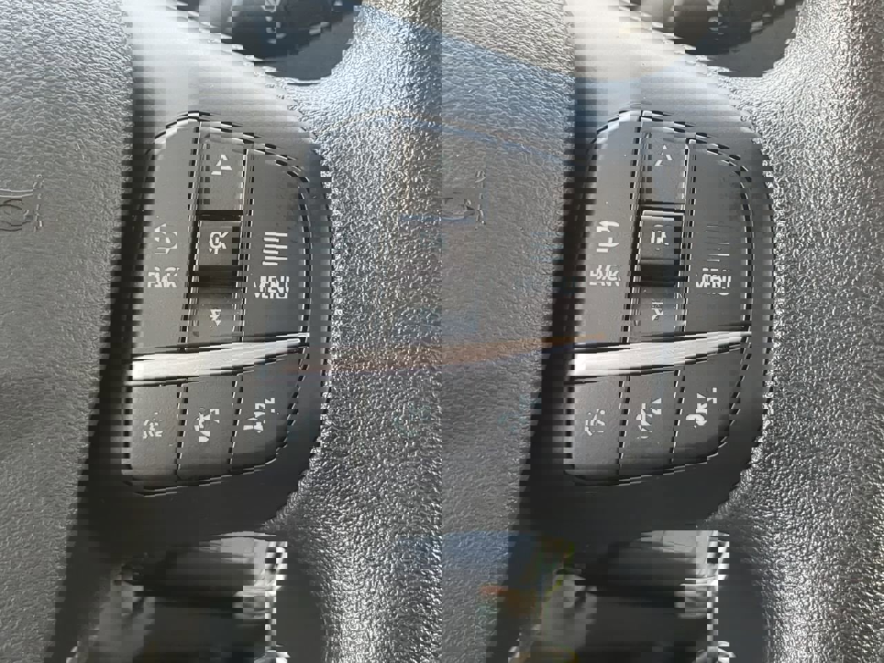 Certified 2025 Ford Transit 350 XLT image 23