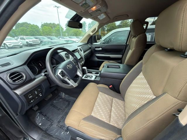 Used 2018 Toyota Tundra SR5 w/ SR5 Upgrade Package AWD/4WD image 7