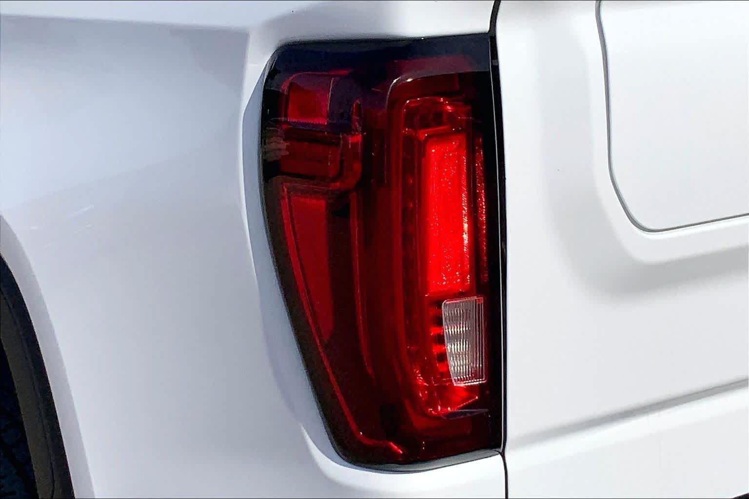 Used 2021 GMC Sierra 1500 AT4 AWD/4WD image 29