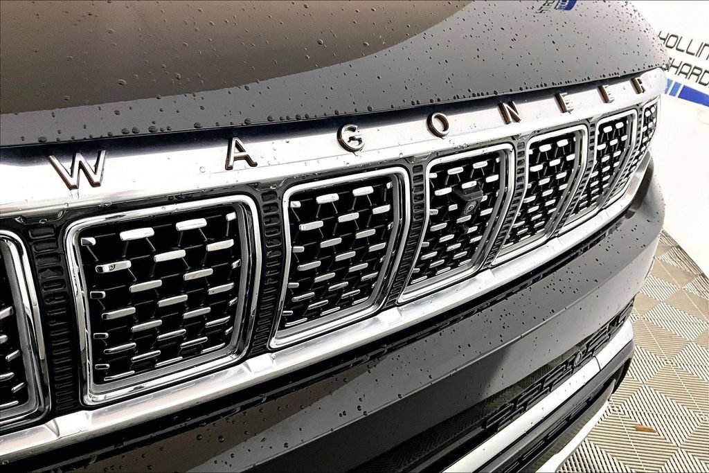 Used 2022 Jeep Grand Wagoneer Series III AWD/4WD image 24