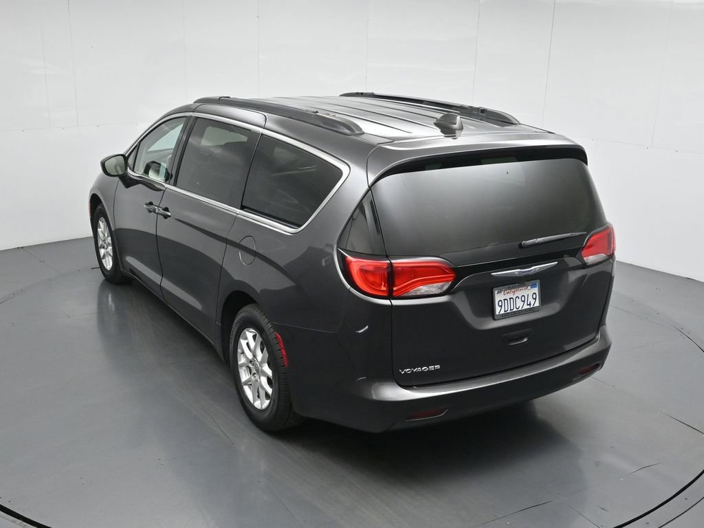 Used 2020 Chrysler Voyager Lxi image 45