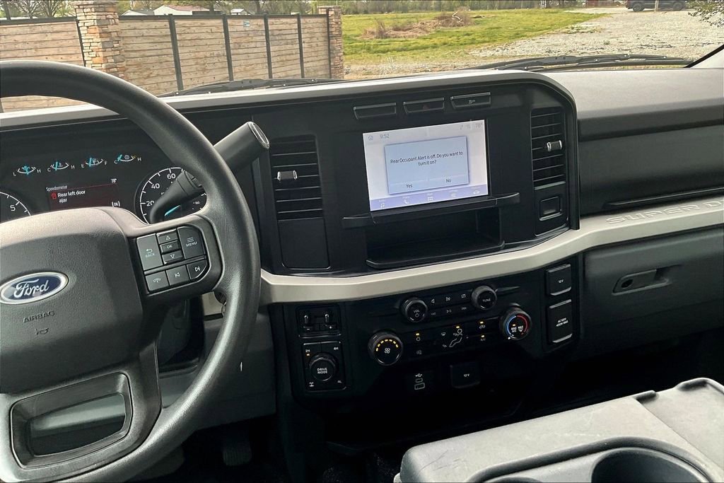 Certified 2023 Ford F350 XLT AWD/4WD image 4