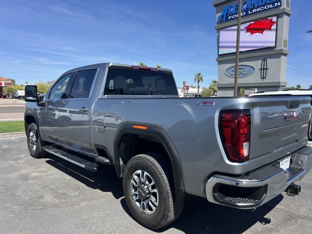 Used 2024 GMC Sierra 2500 SLE w/ SLE Value Package; image 5