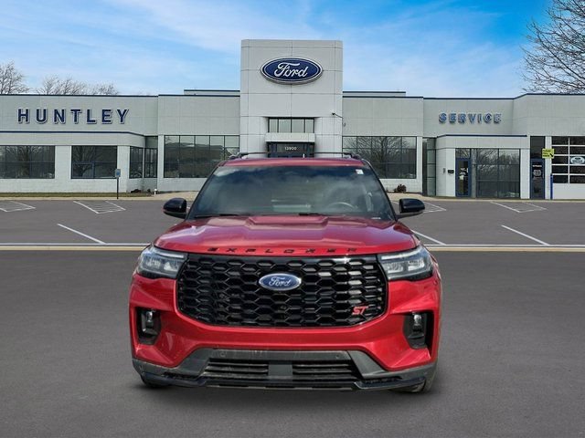 Certified 2025 Ford Explorer ST AWD/4WD image 2