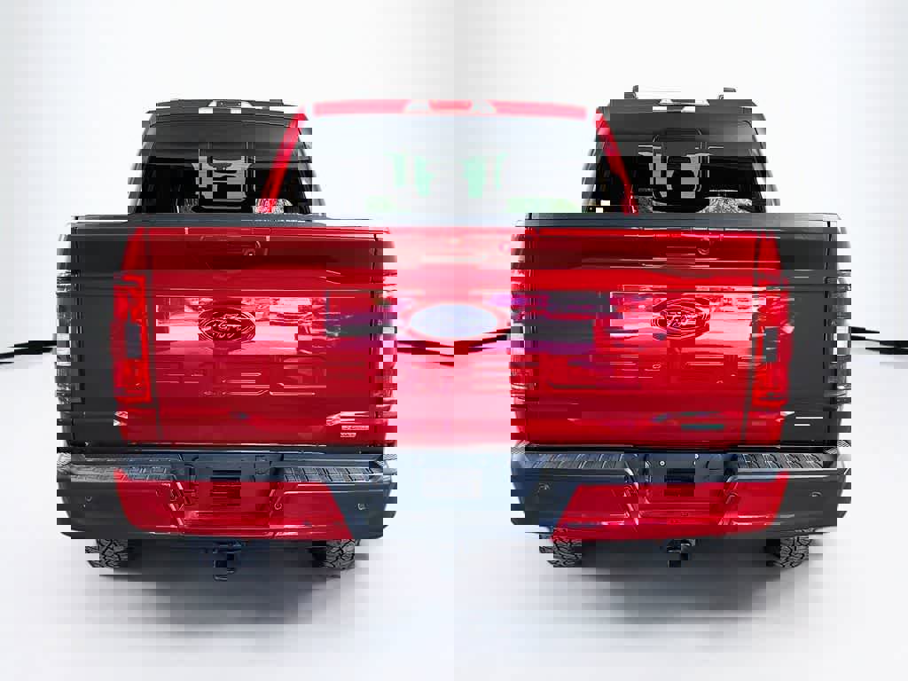 Certified 2022 Ford F150 XLT w/ Equipment Group 302A High image 5