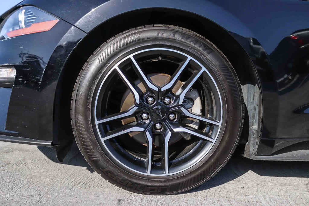 Certified 2022 Ford Mustang Premium RWD image 17