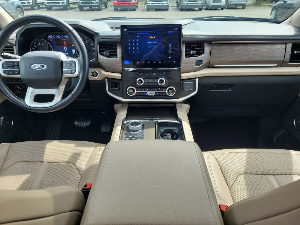 Certified 2024 Ford Expedition Limited image 11
