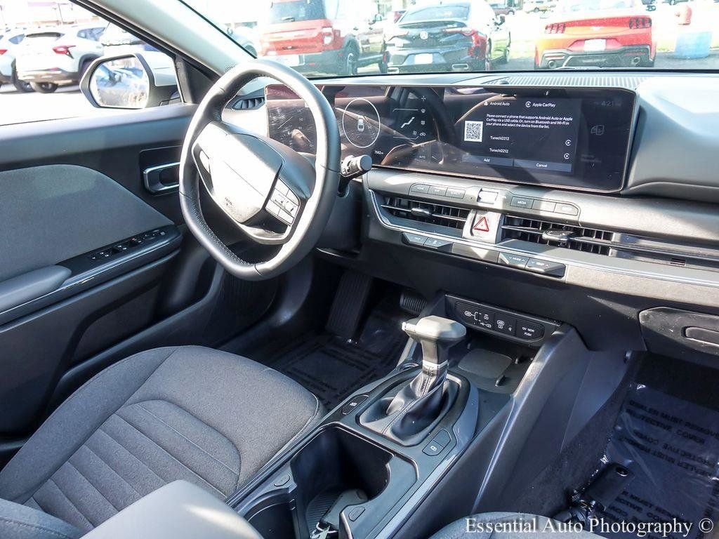Used 2025 Kia K4 EX FWD image 24