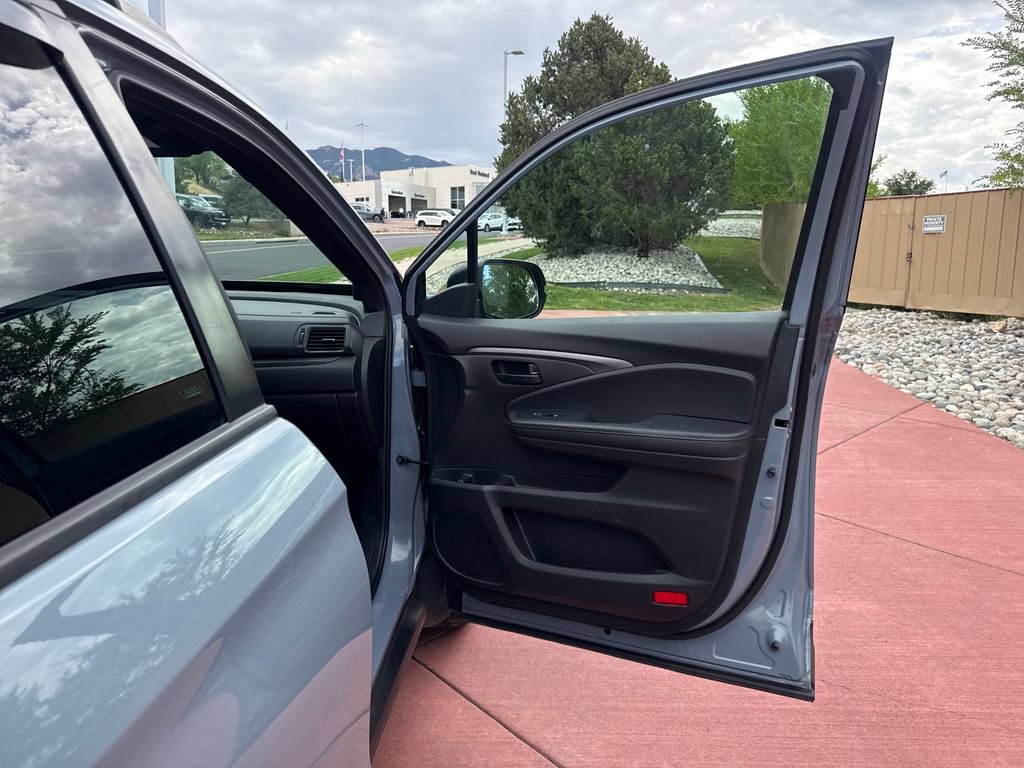 Used 2023 Honda Passport TrailSport image 28