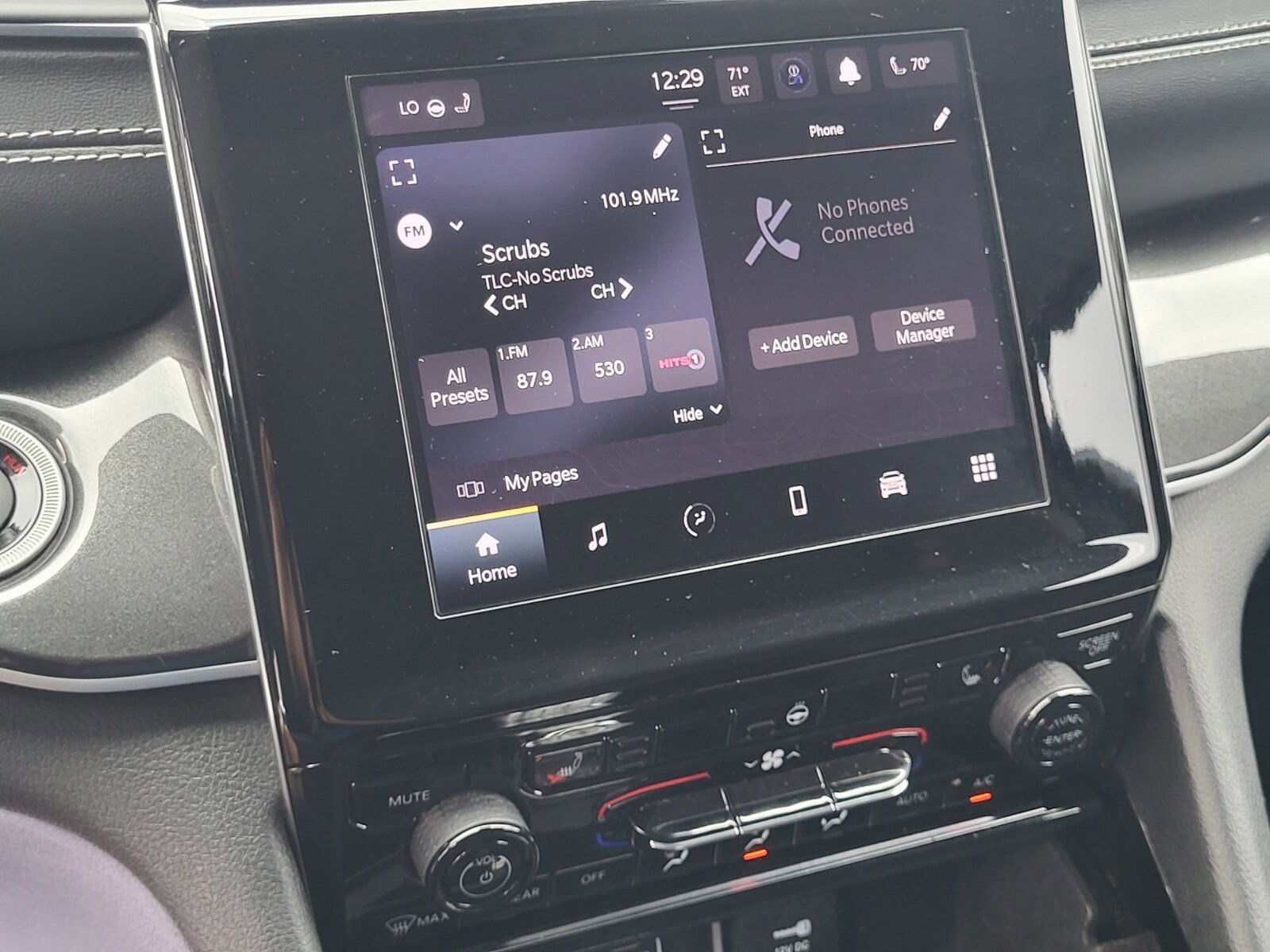 Used 2022 Jeep Grand Cherokee L Laredo w/ Luxury Tech Group I image 20