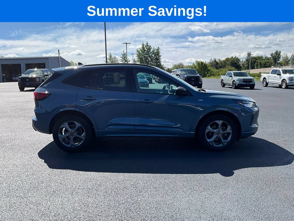 Certified 2023 Ford Escape ST-Line w/ Tech Pack #1 AWD/4WD image 8