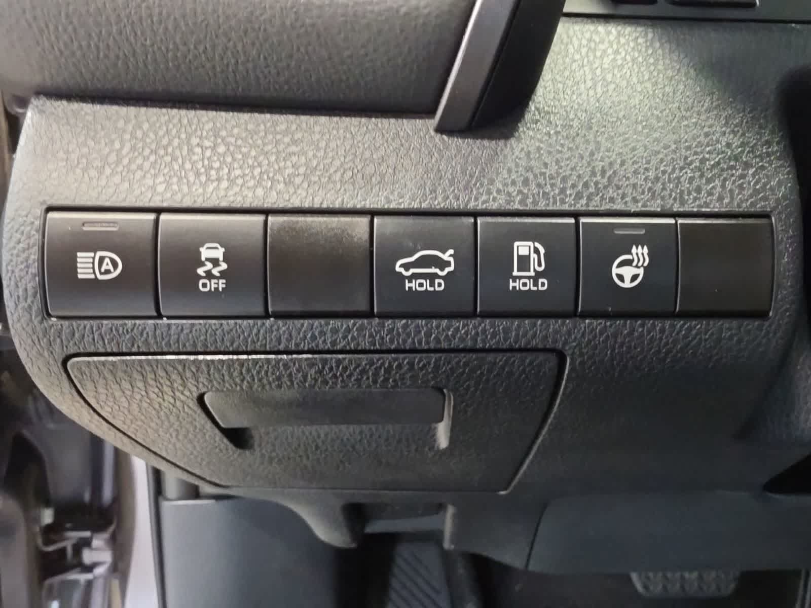 Used 2024 Toyota Camry SE AWD/4WD image 19