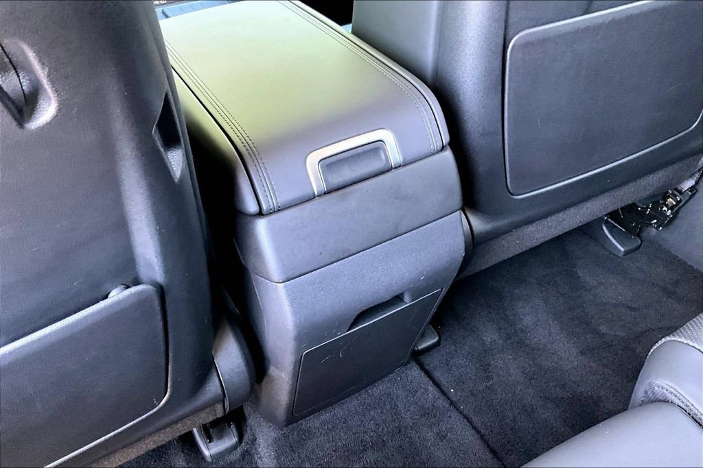 Used 2025 Hyundai Santa Fe SEL AWD/4WD image 12