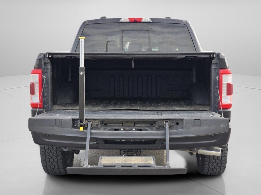 Certified 2021 Ford F150 Platinum w/ Equipment Group 701A High image 27