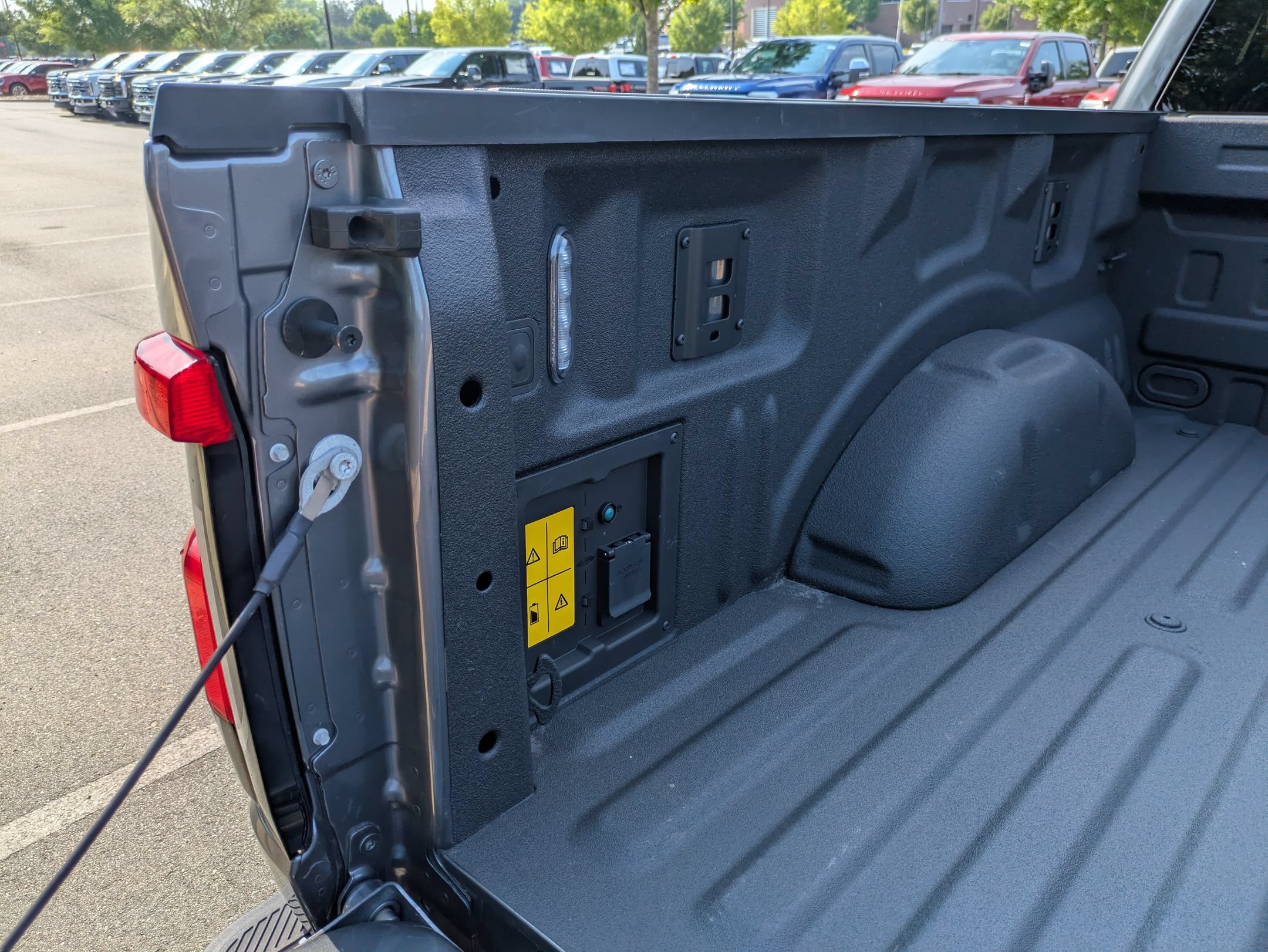 Certified 2025 Ford F150 Lightning Flash AWD/4WD image 36
