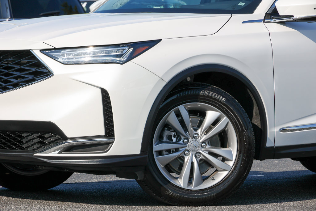Used 2025 Acura MDX SH-AWD image 18