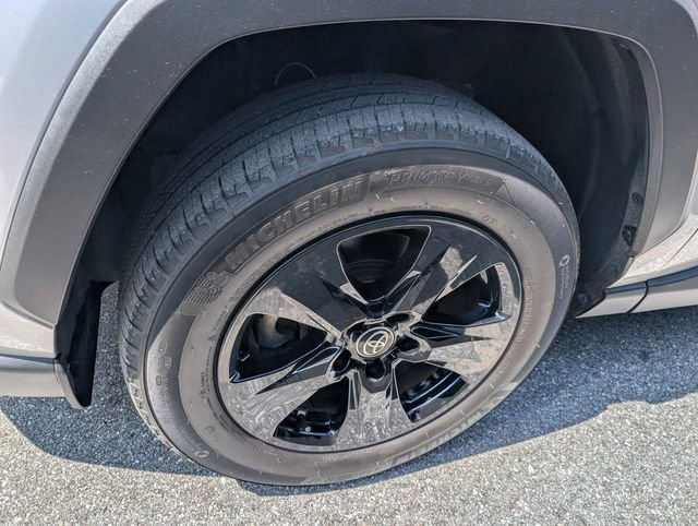 Used 2023 Toyota RAV4 XLE image 6