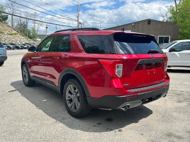 Certified 2023 Ford Explorer XLT w/ Equipment Group 202A AWD/4WD image 4
