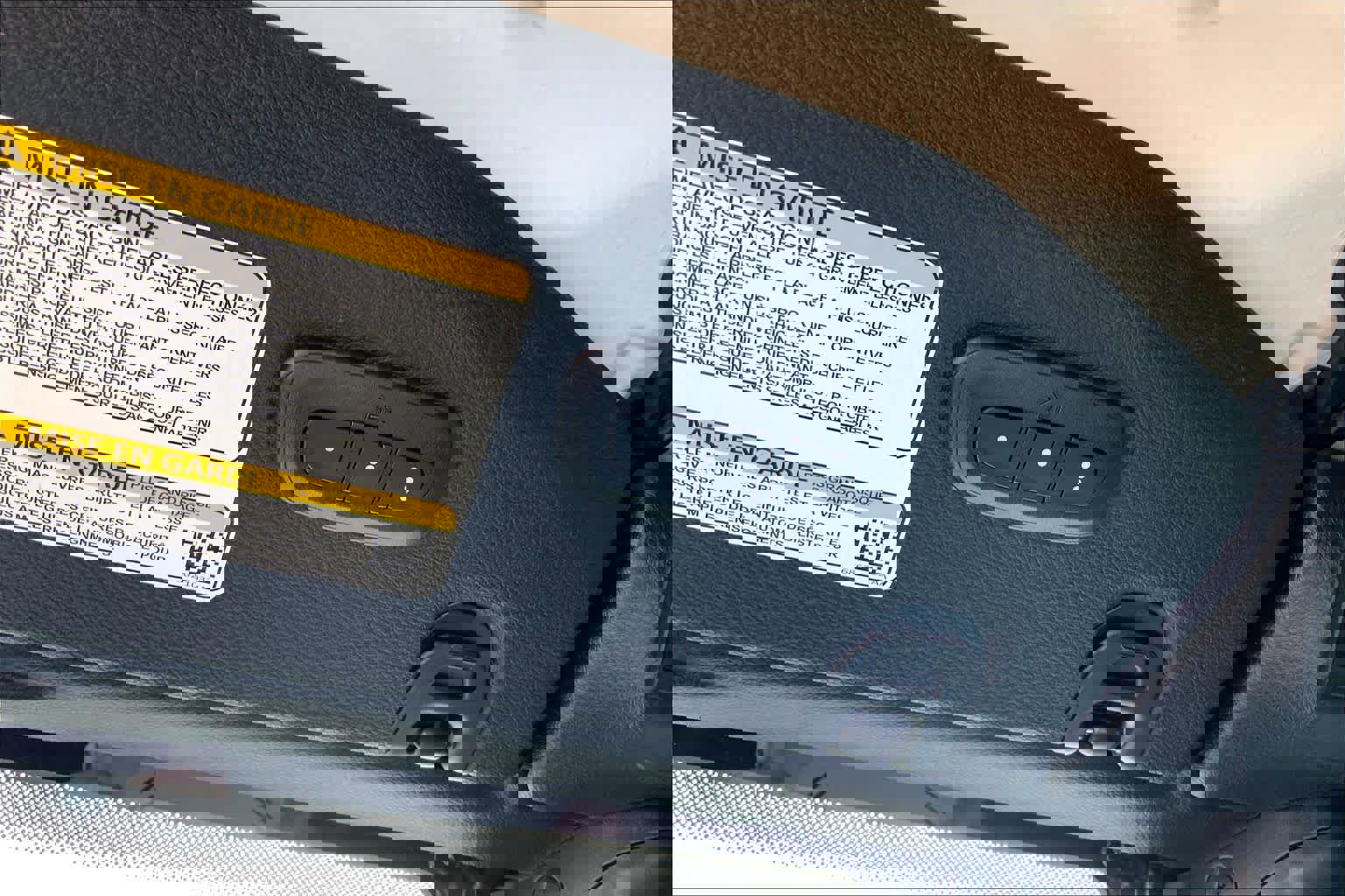 Used 2025 Jeep Gladiator Sport image 33