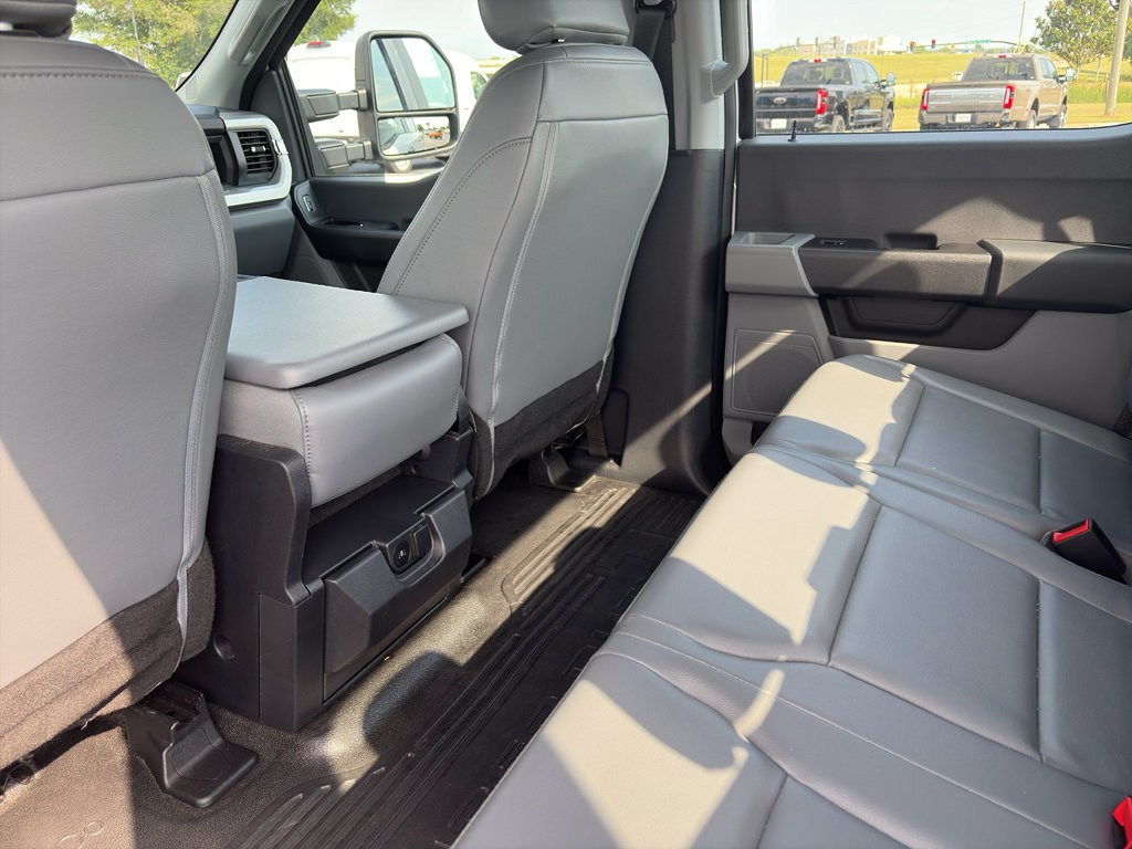 Certified 2024 Ford F350 XL w/ FX4 Off-Road Package AWD/4WD image 13