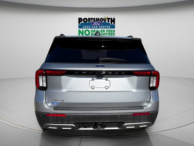 Certified 2025 Ford Explorer Active w/ Active Comfort Package AWD/4WD image 29