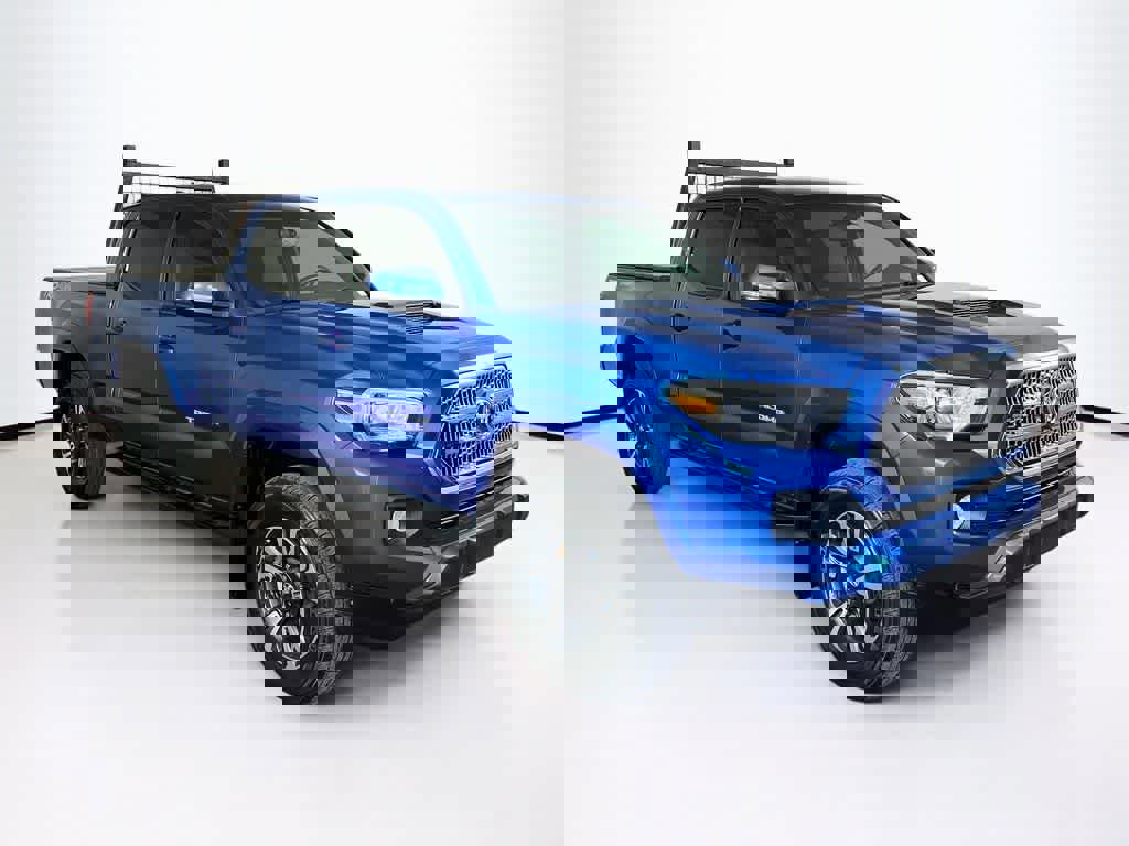 Used 2017 Toyota Tacoma 4x4 Double Cab image 7