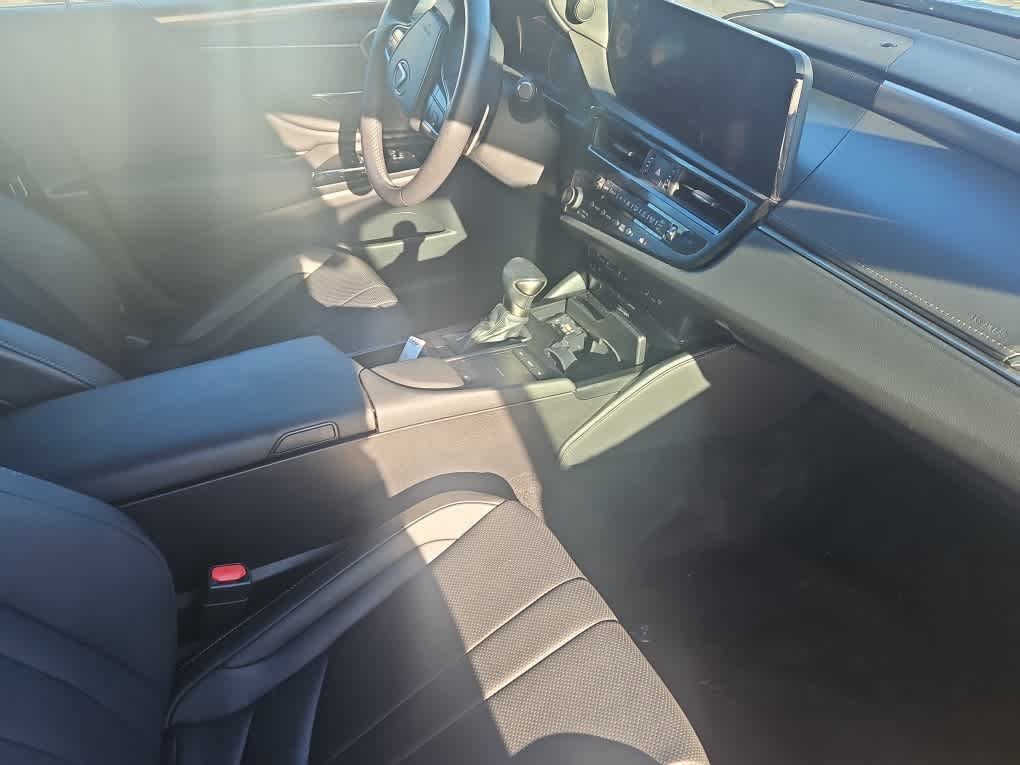 Used 2022 Lexus ES 350 F Sport image 12