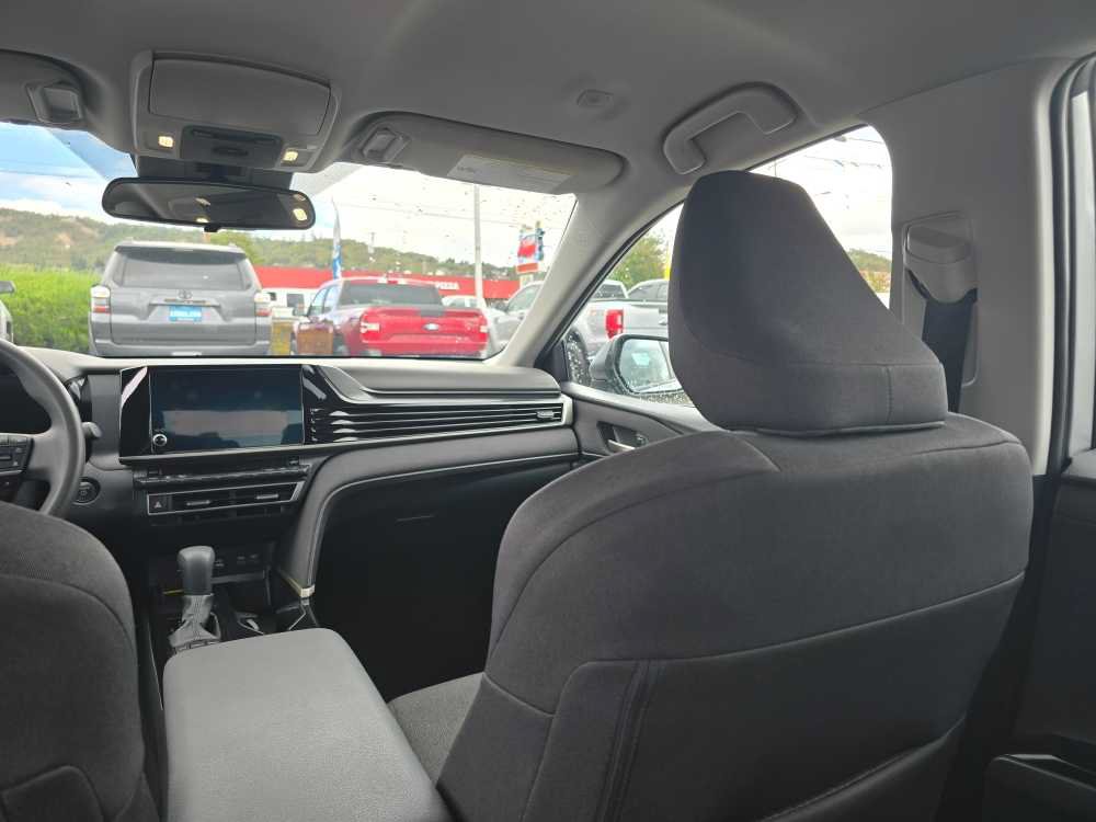 Used 2025 Toyota Camry LE FWD image 14