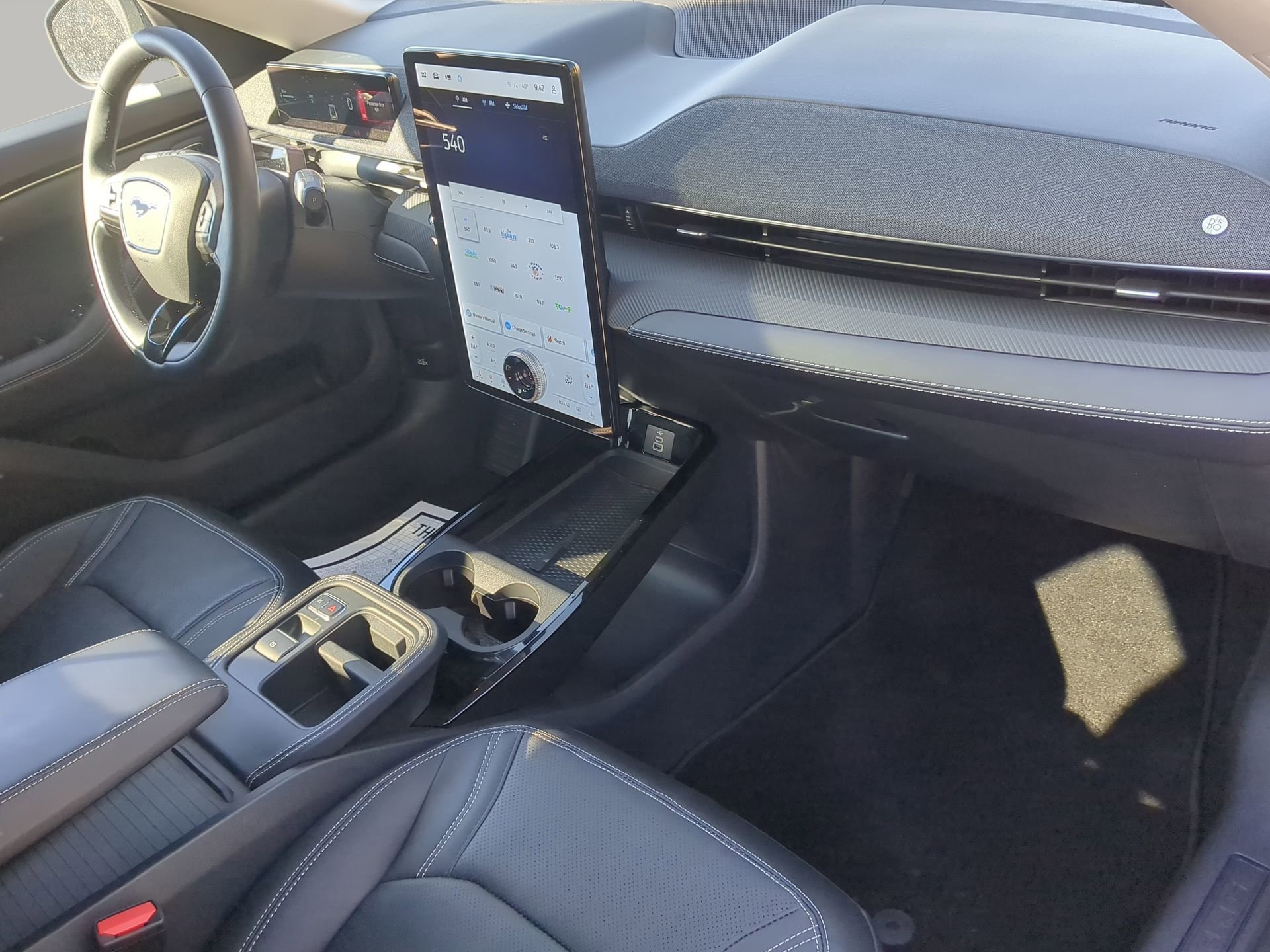 Certified 2025 Ford Mustang Mach-E Premium image 40