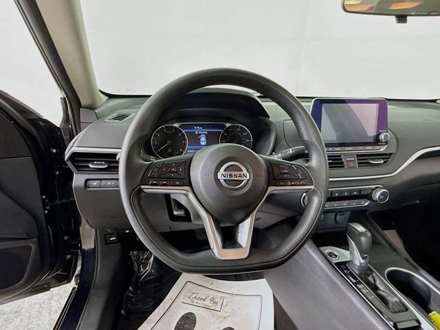 Used 2022 Nissan Altima 2.5 SV image 12