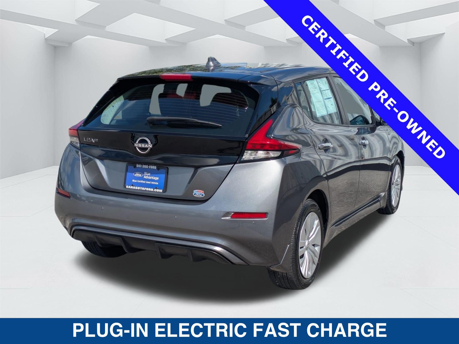 Used 2025 Nissan Leaf S FWD image 5