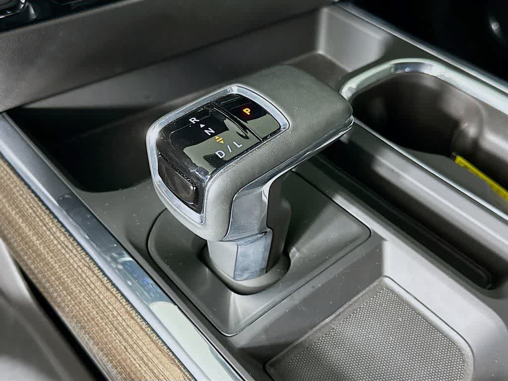 Used 2024 Chevrolet Silverado 1500 LT Trail Boss w/ Convenience Package II AWD/4WD image 19