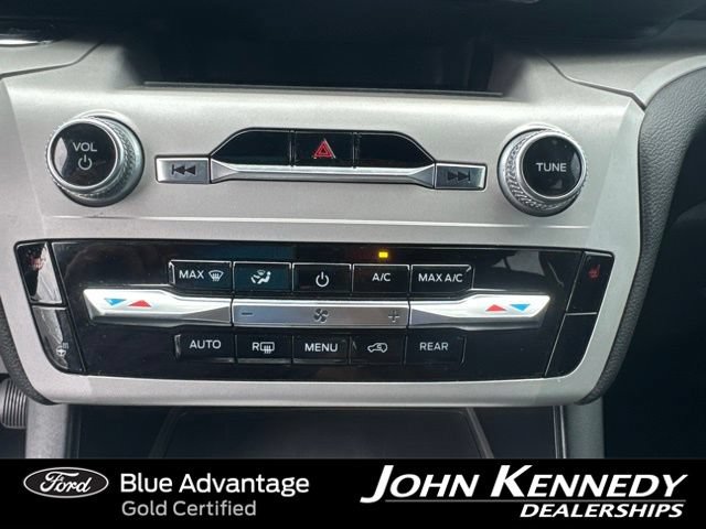 Certified 2023 Ford Explorer XLT w/ Equipment Group 202A AWD/4WD image 12
