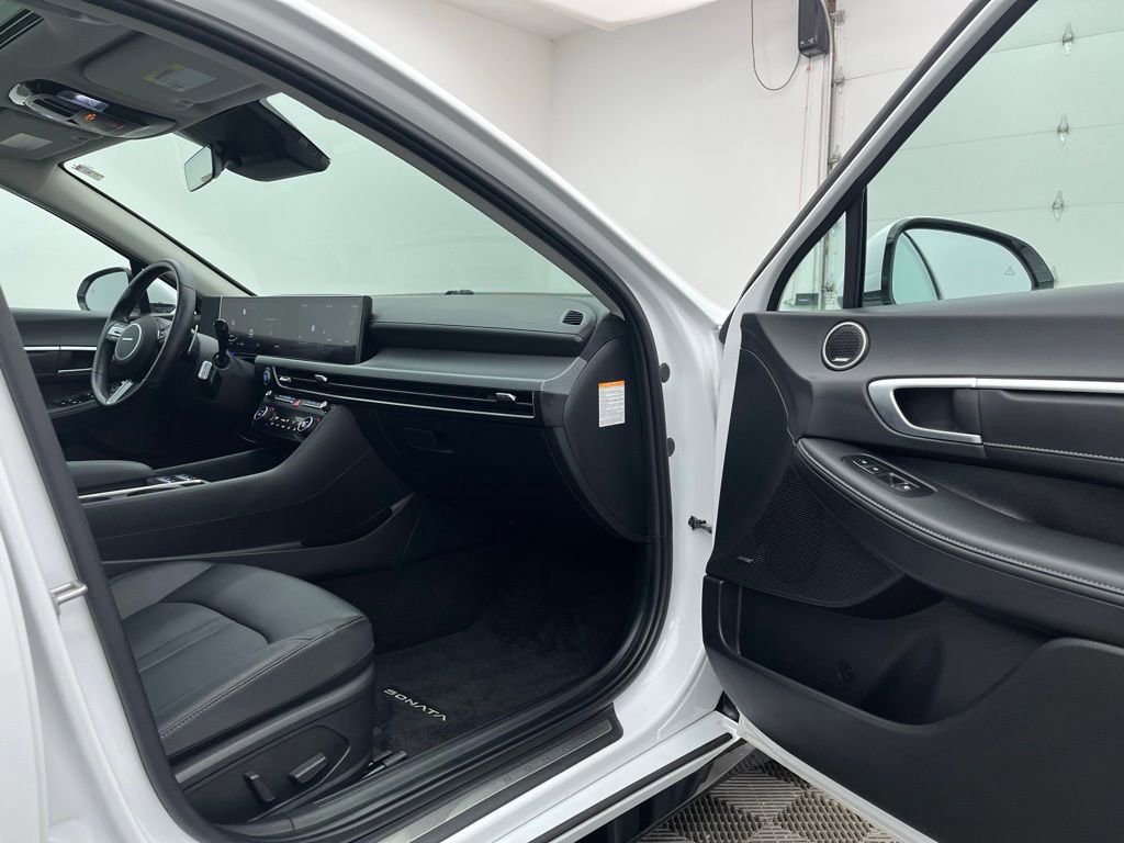 Used 2024 Hyundai Sonata Limited image 26