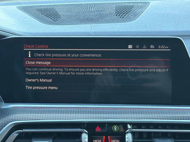 Used 2021 BMW X5 M50i w/ Executive Package image 17